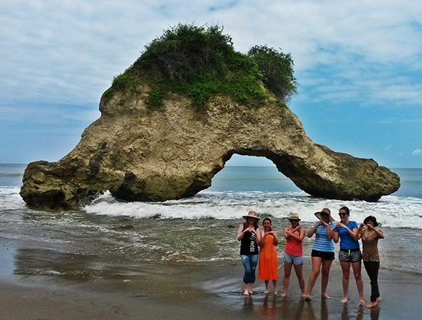 Tour Pedernales + Cojimíes + Canoa
